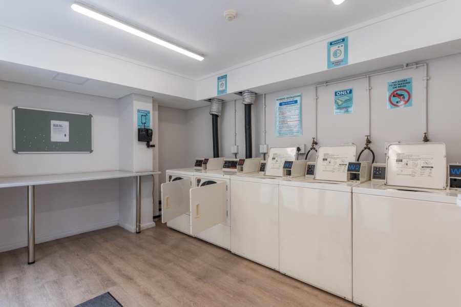 1 Bedroom Property for Sale in Observatory Western Cape